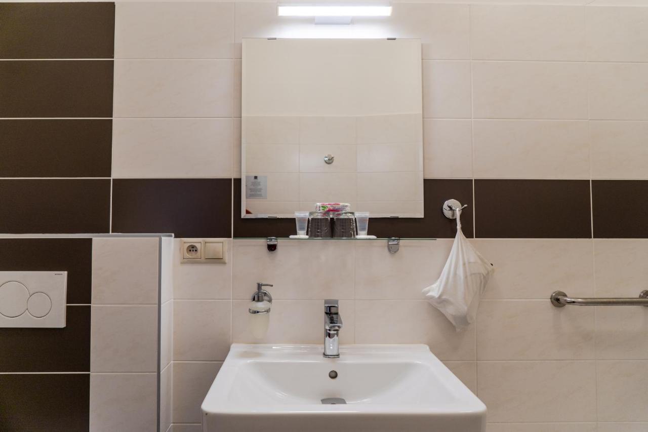 Hotel Grand Uherské Hradiště Zewnętrze zdjęcie