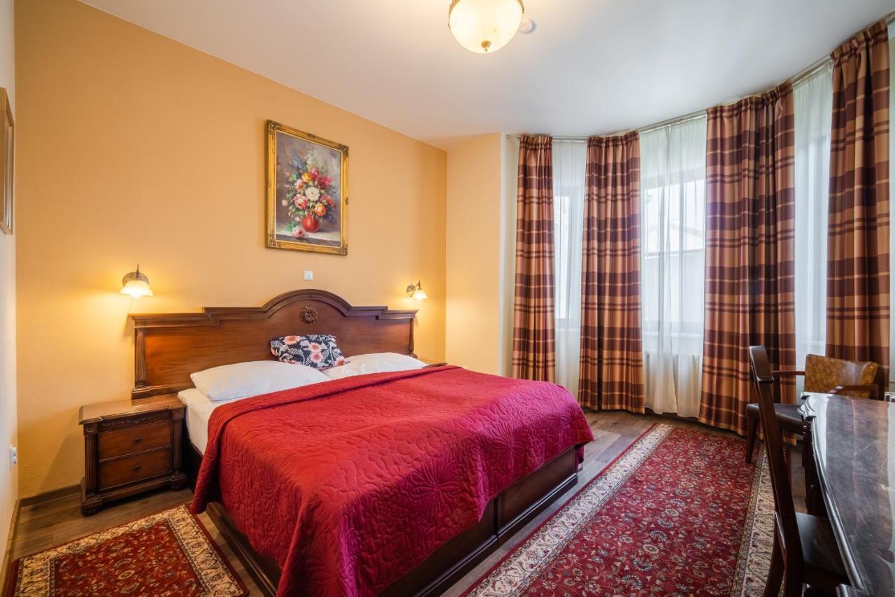 Hotel Grand Uherské Hradiště Zewnętrze zdjęcie