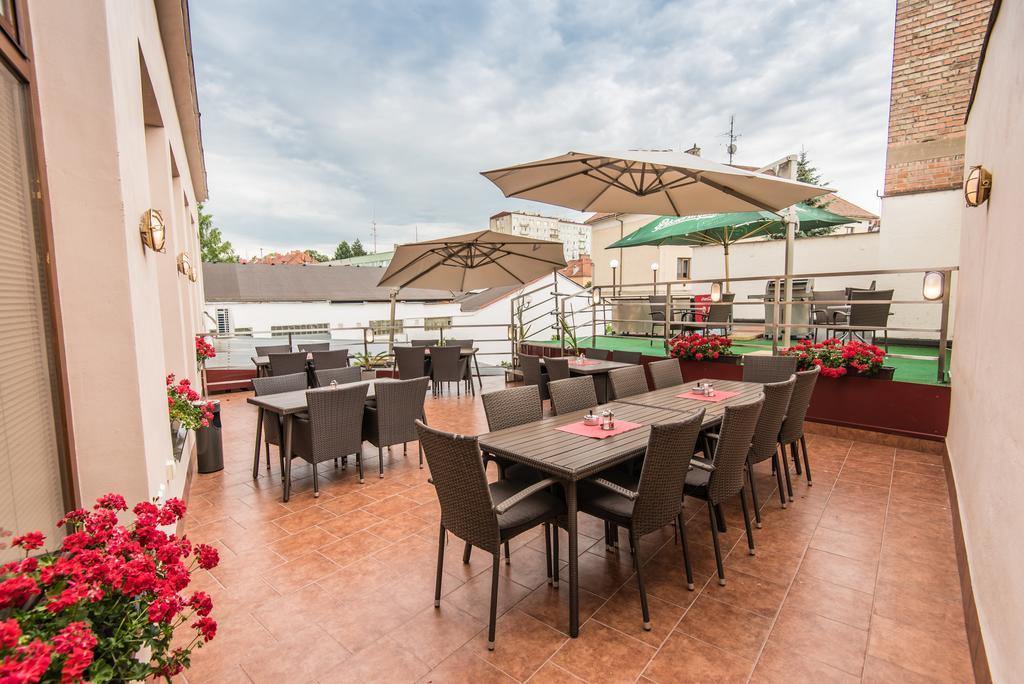Hotel Grand Uherské Hradiště Zewnętrze zdjęcie
