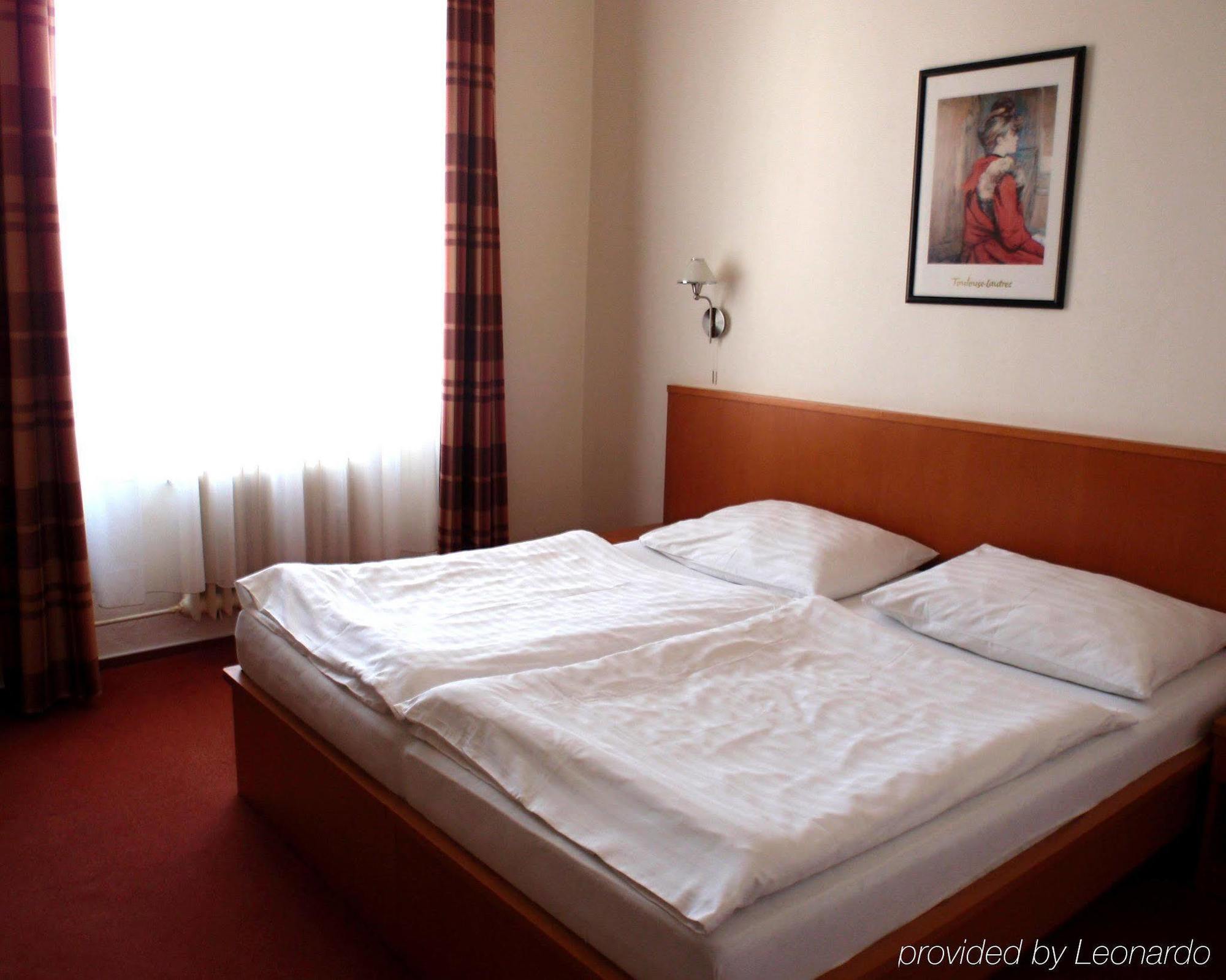 Hotel Grand Uherské Hradiště Pokój zdjęcie
