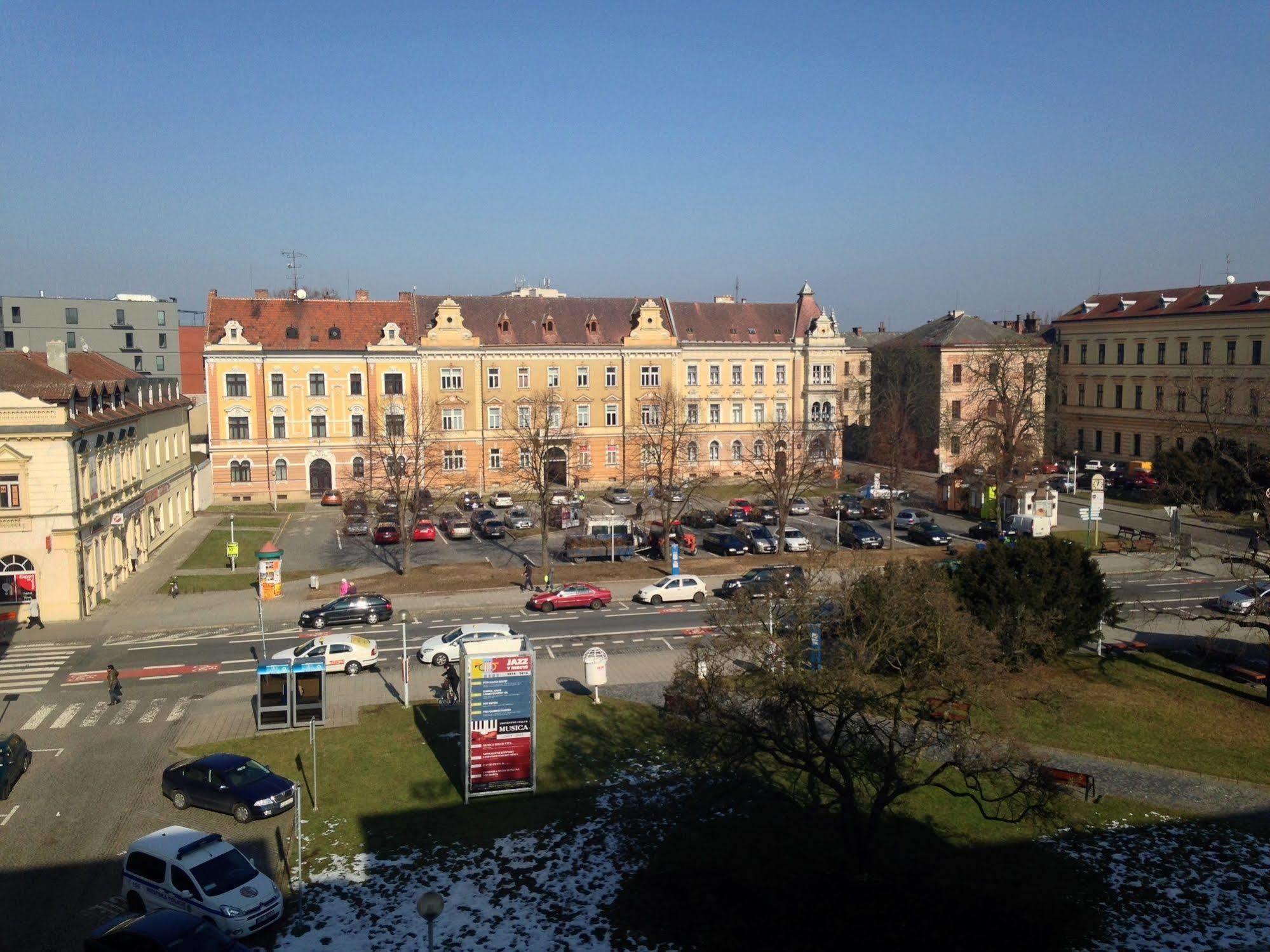 Hotel Grand Uherské Hradiště Zewnętrze zdjęcie